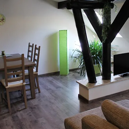Zum Tanzelnden Pony Gross Casa vacanze *